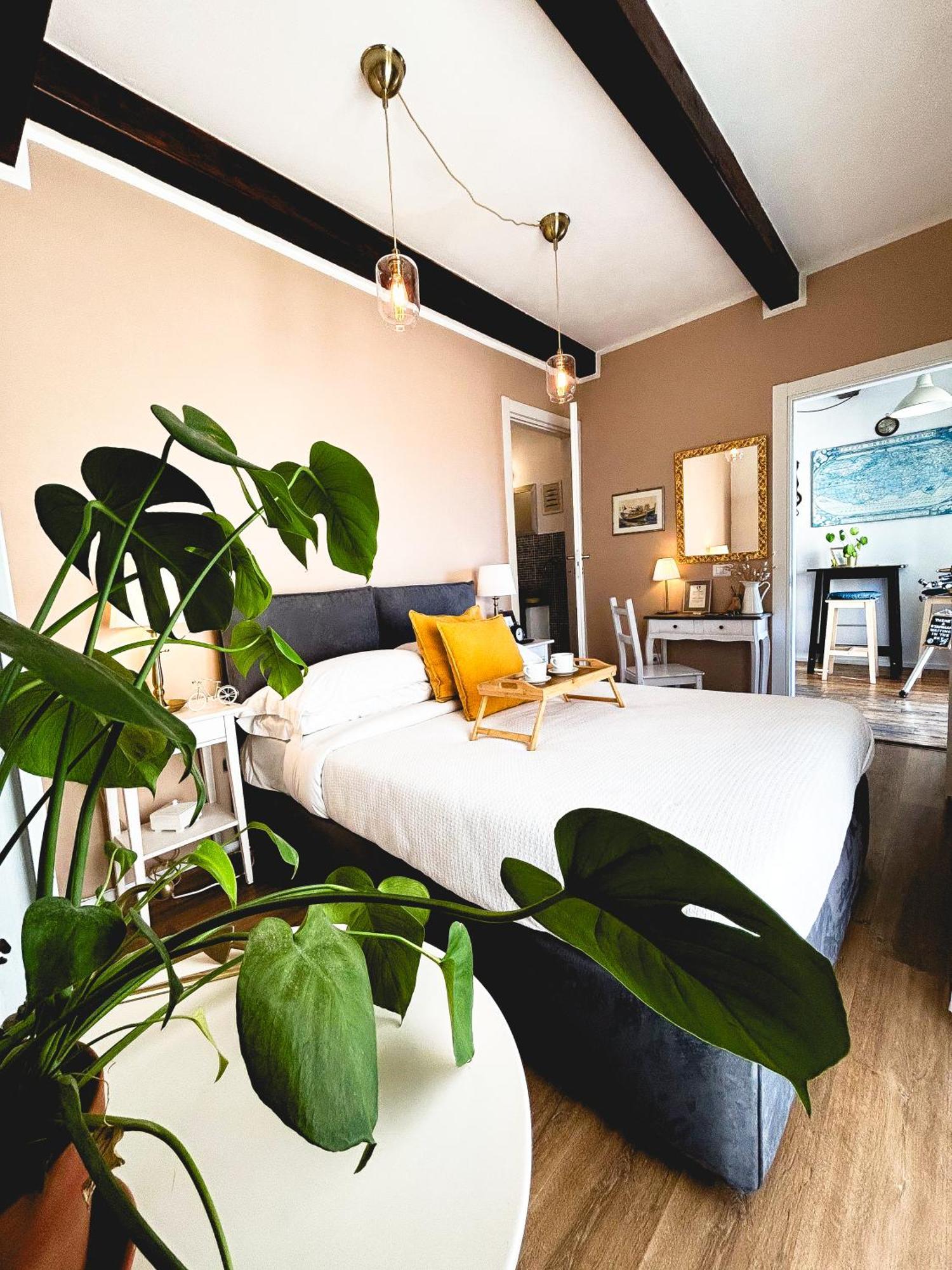 Guest House Camilla Альгеро Екстер'єр фото