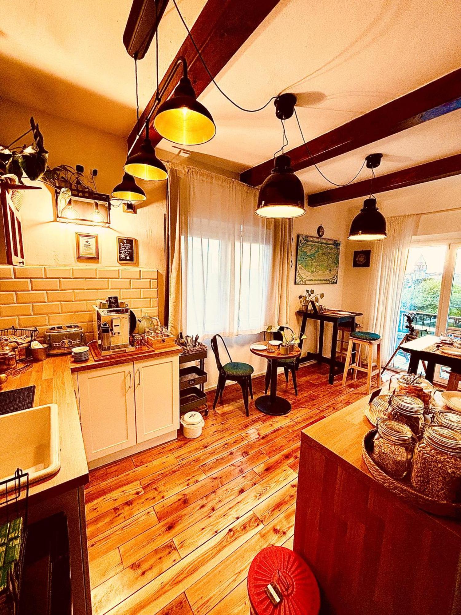 Guest House Camilla Альгеро Екстер'єр фото